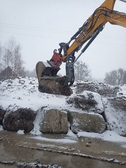 Pridržovací palec na bagr , minibagr , pridržovač , thumb - 8