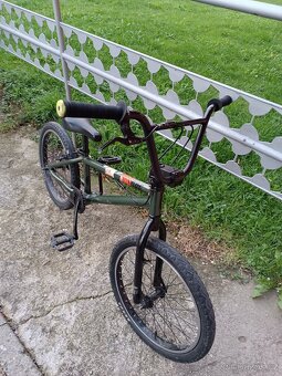 Dětské kolo 20 x 1,75 na skatepark. - 8