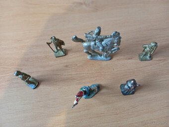 Retro hračky - kovový figurky - 8