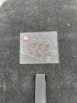 Sedadla Citroën C4 Picasso r.v. 2011 - 8