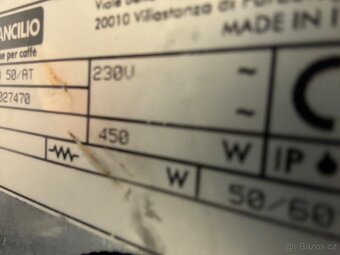 Prodám mlýnek na kávu zn. Rancilio - 8