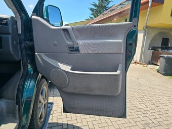 Kompletní interiér VW Multivan T4 - 8