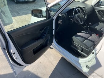 HYUNDAI ix20 1.4i 66 KW 1.MAJ.PDC VYHŘ.SED.2x KOLA 49000km - 8