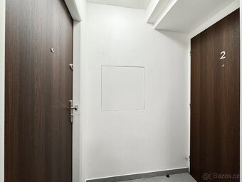 Pronájem bytu 1+kk, 21 m2, Praha 2 - Nové Město, Sokolská - 8