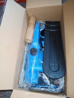 Prodám elektrickou pilu Buffalo - 8