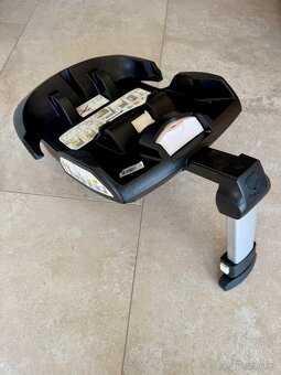 DOONA PLUS - mobilní autosedačka s Isofix základnou - 8