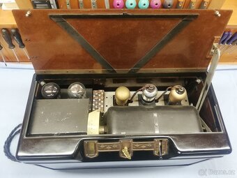 Prodám rádio Philips - 8