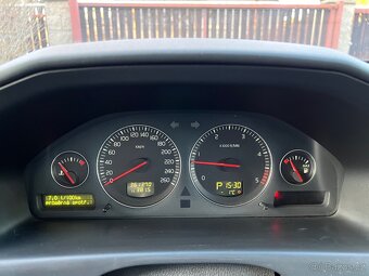 Volvo V70 D5 2003 TK 2027 - 8
