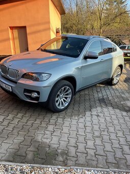 BMW X6 individuál  225 KW - 8