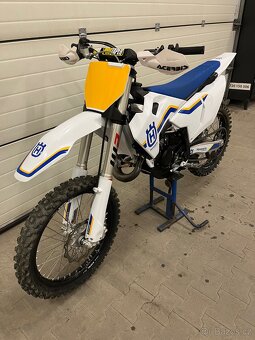 Husqvarna tc 125 heritage 2023 14mth stříkačka - 8