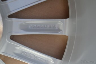4ks NOVÉ orig.alu disky R18 Škoda Octavia III 2013-2020 - 8