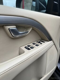 Volvo XC70 D5 (151 kW) AWD Summum, POJAZDNE,2011, SR - 8