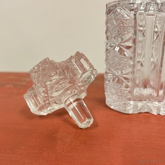 Broušená karafa na whiskey, lahev výška 13cm - 8