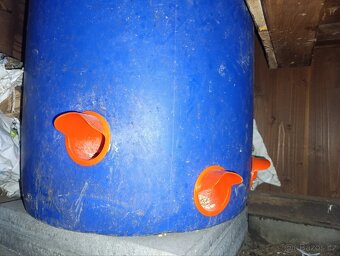 Automatické krmítko pro slepice, Vsetín - 8