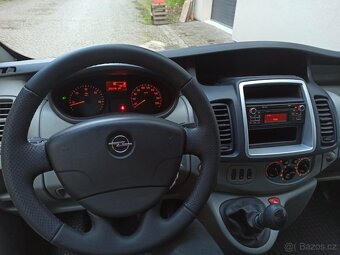OPEL VIVARO 2.0CDTI 84KW L1 R.V.2014 - 8