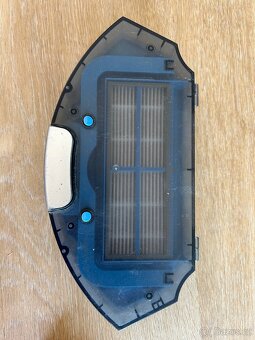 Tesla Roboticky vysavač T60 - 8