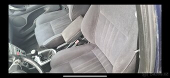 Alfa Romeo 147 1,9 Jtdm 88 kw,2008.klima - 8