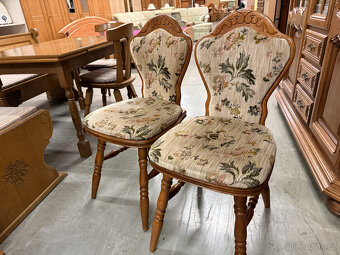 Dvakrát dubová jídelní lavice + stůl a židle - 8