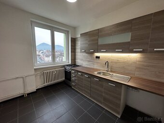 Pronájem prostorného bytu 3+1 Lovosice, ulice Terezínská - 8