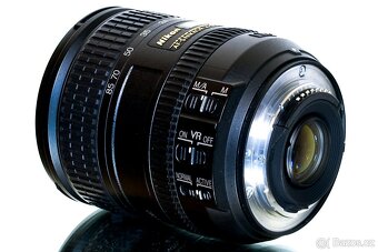 Nikon AF-S Nikkor 16-85mm VR + UV TOP STAV - 8