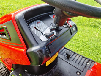 Zahradní traktor AGS SECO, Starjet Briggs 16HP 2V - 8