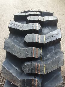 Kola Smykový nakladač - 8