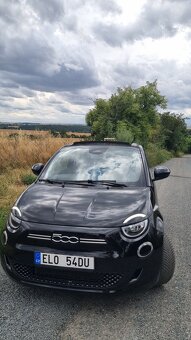 Fiat 500e cabrio - 8