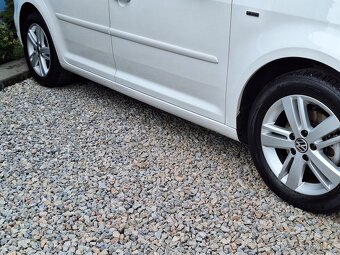 Volkswagen Touran 1,2TSi MATCH AKČNÍ CENA - 8