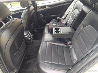 Kia STINGER 3.3i V6 T-Gdi Gpf - 8