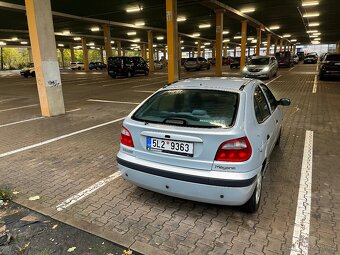 Renault Megane 2001 - 8