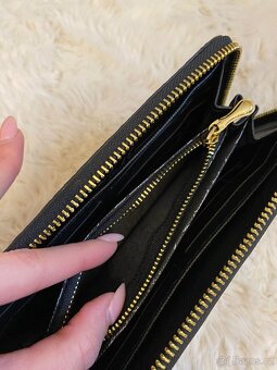 Černá peněženka - 8