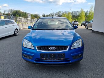 Ford Focus 1.8 Duratec Ghia - 8