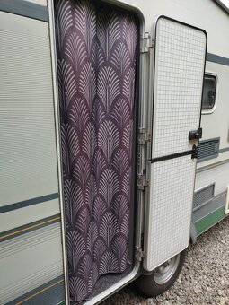 Karavan Delta 4 osoby - 8