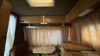 Polský karavan N126 - 8