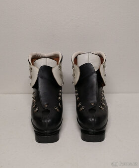 Staré vzácne lyžiarske topánky BOTAS - 8
