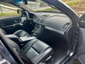 Volvo XC90 D5 147kW 2014 DVD Tažné WEBASTO 7 míst NAVI XENON - 8