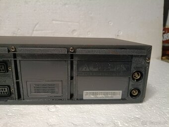 Funai Combi VHS & DVD (DBA-D4110DB - 8