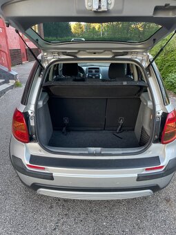 Prodám Suzuki SX4, 1.6, 4x4, najeto 97566km - 8