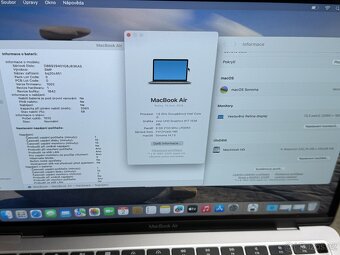 MacBook Air 13'' 2019 / i5 / 8GB / 256GB SSD / Space Gray - 8
