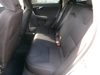 VOLVO XC60 2,4D 120kw AWD GPS Auto 10/2013 - 8