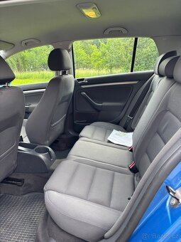 VW Golf V 1.9 TDI - 8