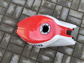 Yamaha - 8