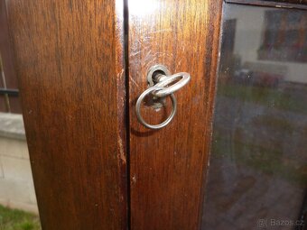 Rohová vitrína 46 x 46 cm - 8