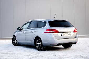 Peugeot 308 SW - 8