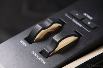 Midi klávesy Novation Launchkey 61 MK.2 - 8