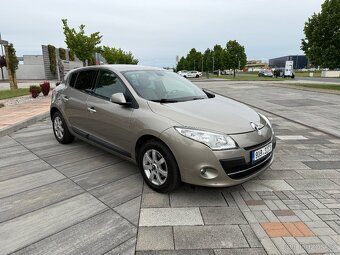 Renault Megane - 2011 - 1.4i 96kW benzin - pouze 91.054Km - 8