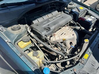 Toyota avensis t22 2.0 110kw - 8