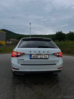 Škoda Superb III na splatky bez registru - 8