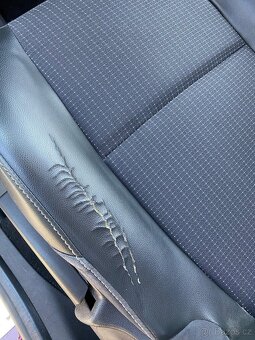 Renault Megane Scenic - 8