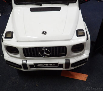 Dětské elektrické auto Mercedes G63 AMG bílá - 8